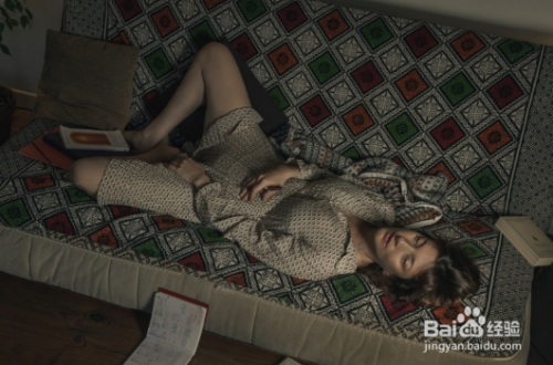 心痛！两岁幼女突患重病离世，家庭破碎引人深思