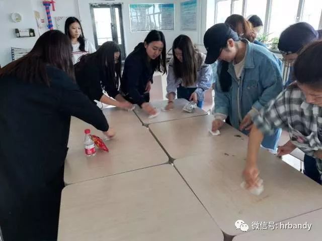 宿管阿姨的温情守护，深度人物报道