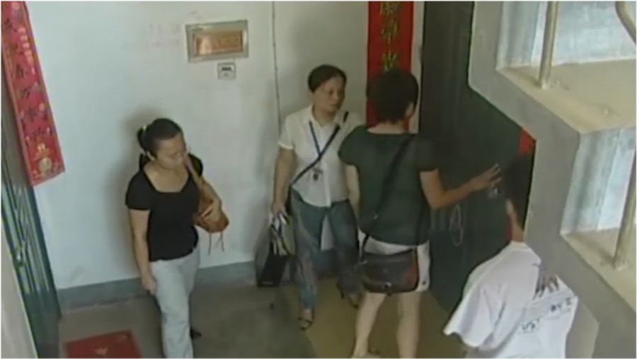 奶奶突发心脏病：奶奶心脏病发作 