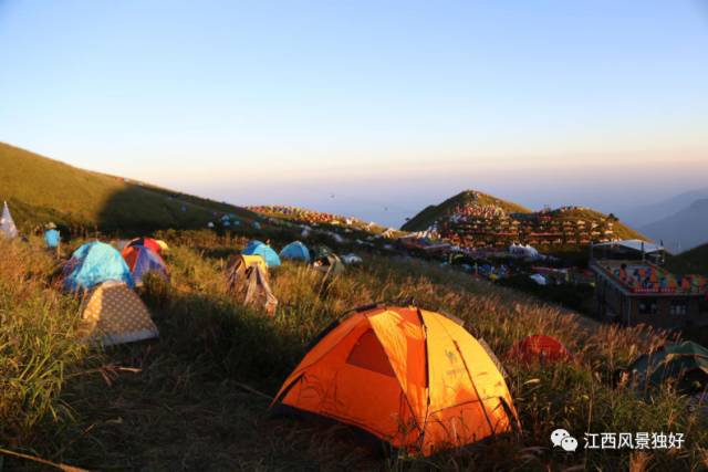 武功山帐篷纠纷事件最新进展,最新报道揭示事件内幕