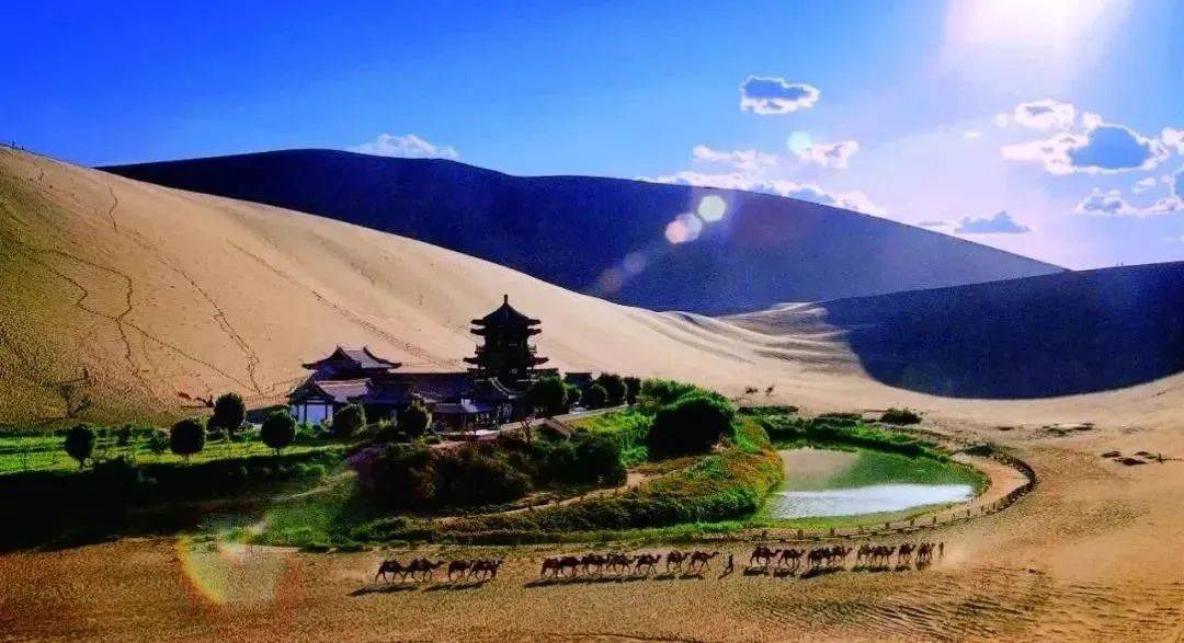 「独家揭秘！青海旅游攻略全解析，带你畅游知乎热门景点！」