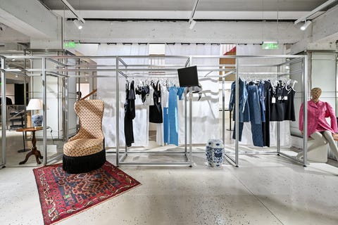 独家定制睡衣店铺的时尚装修艺术