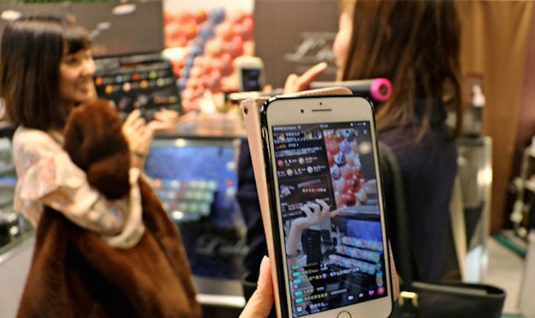 斗鱼高效弹幕，直播时代互动革命新体验