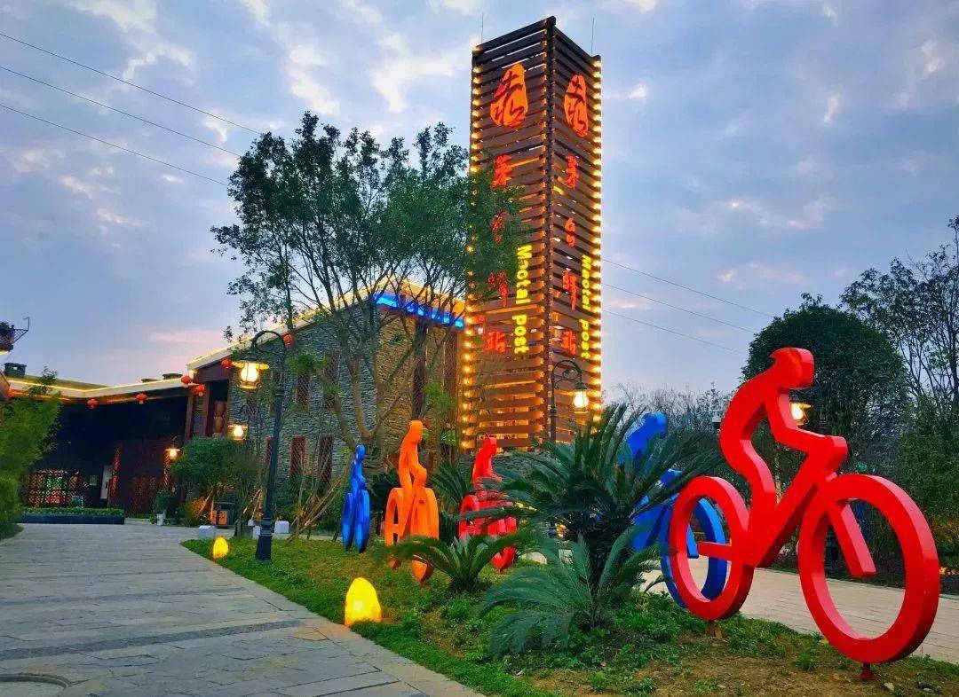 滨湖河畔游玩攻略，探索美景，尽享惬意时光！