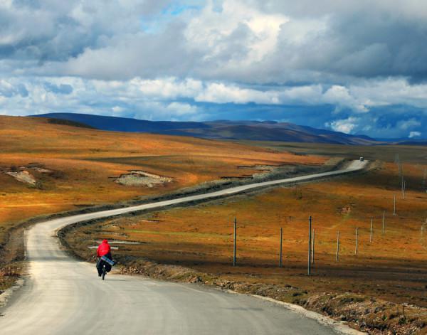 瀛湖骑行攻略，探索最新骑行路线，尽享自然之美！