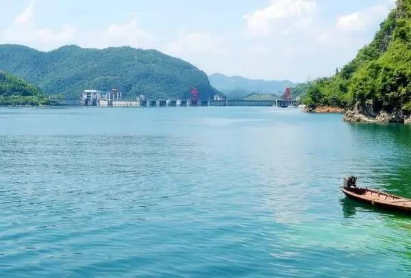 清江画廊绝美旅游攻略，探索绝佳路线，领略醉人风景