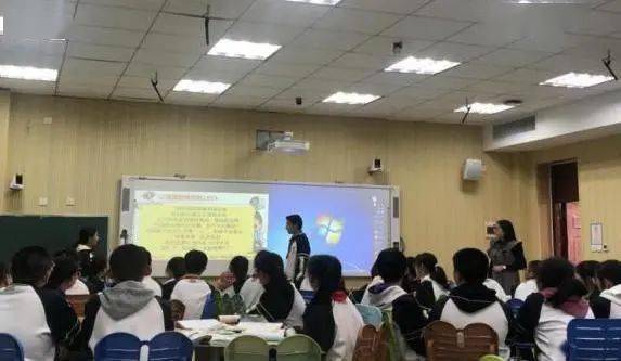 高效燃烧课堂，激发学习热情，点燃学生智慧火花